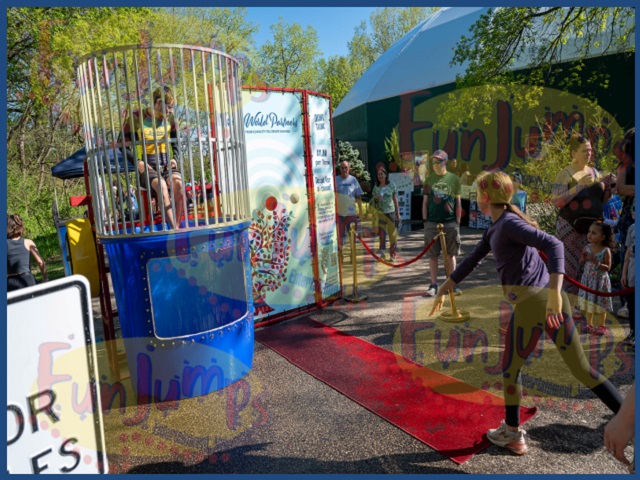 Custom Products - Dunk Tank - 2